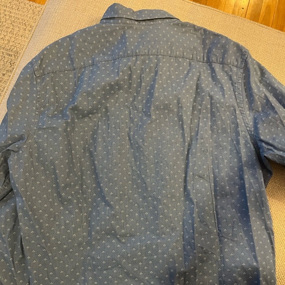 Banana Republic Button Down Shirt - Size L - Picture 4 of 4